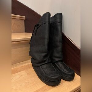 Manitoba’s Mukluk tall Gatherer boot